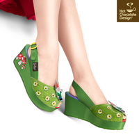 NAUGHTY GNOME SANDALS