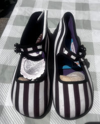 LYDIA clearance as faded Size 6