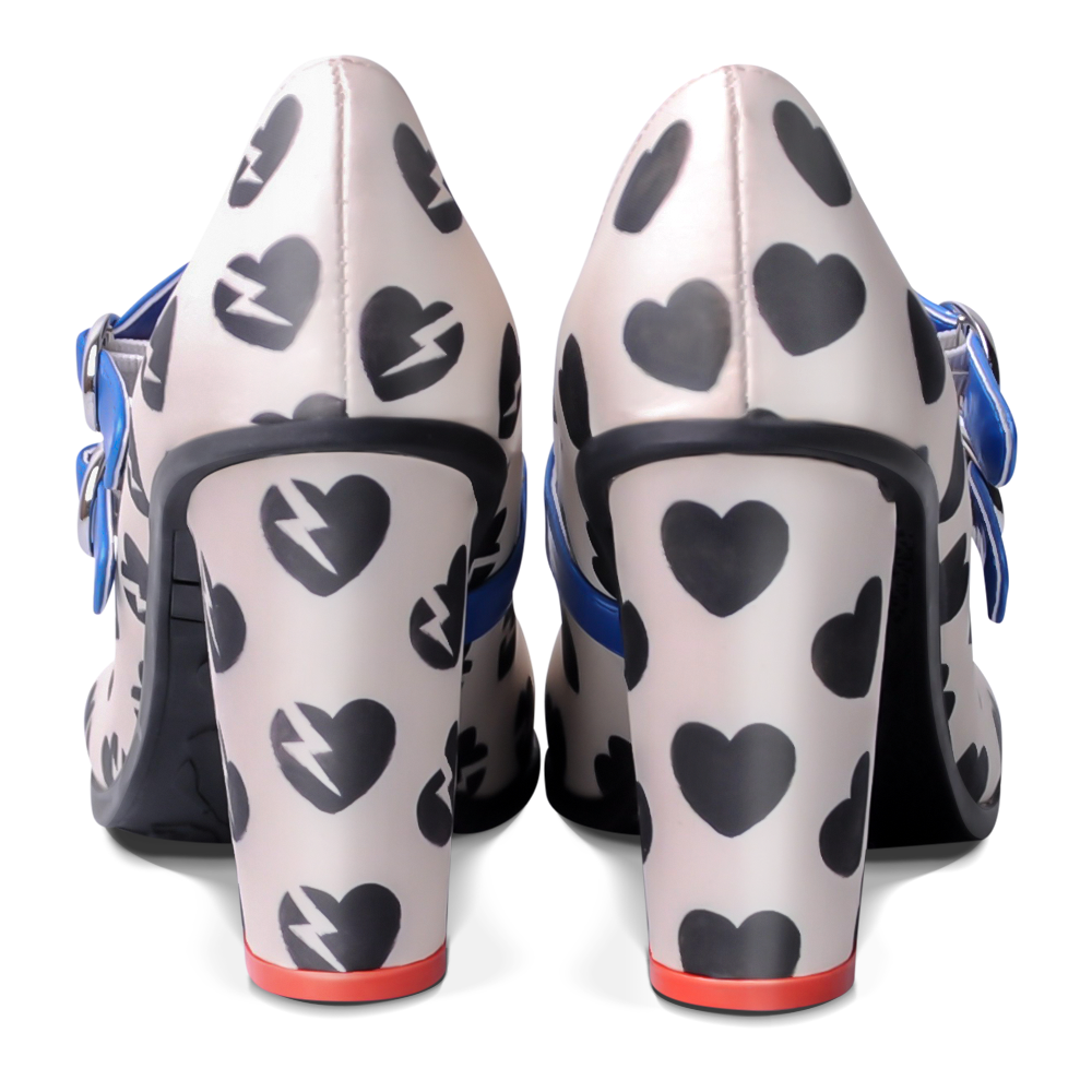 HE LOVES ME HE LOVES ME NOT - HIGH HEEL